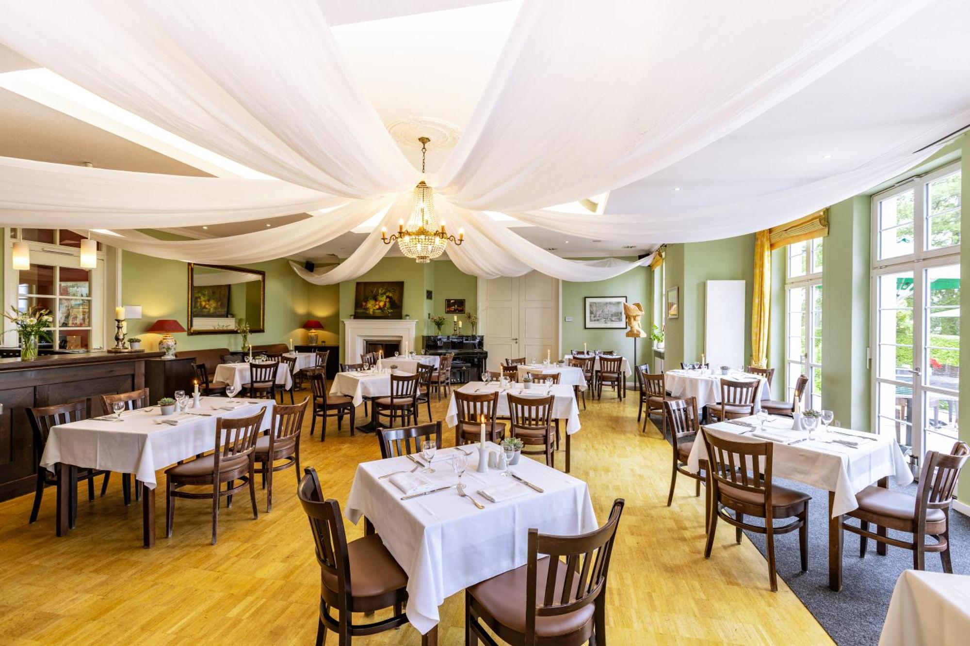 Cafe Wildau Hotel & Restaurant Am Werbellinsee Schorfheide Bagian luar foto